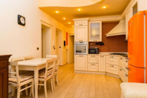 Alessandria Central Apt 10min walk Central Station